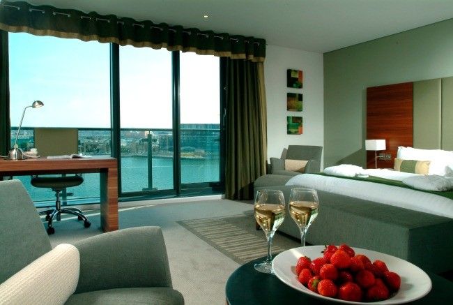 فندق لندنفي  Crowne Plaza Docklands-Excel المظهر الخارجي الصورة